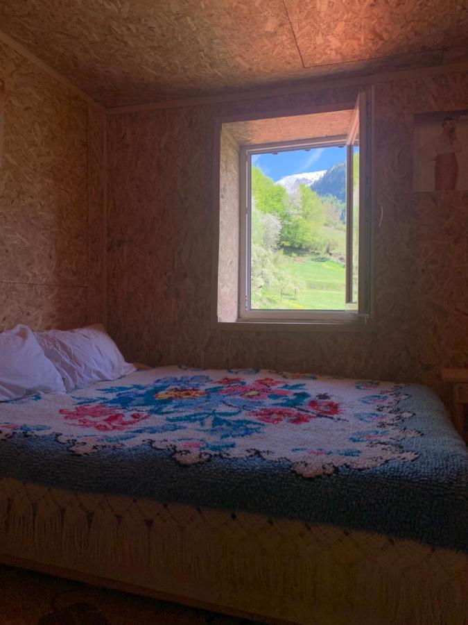 Guest House Ulaj Vuthaj Εξωτερικό φωτογραφία