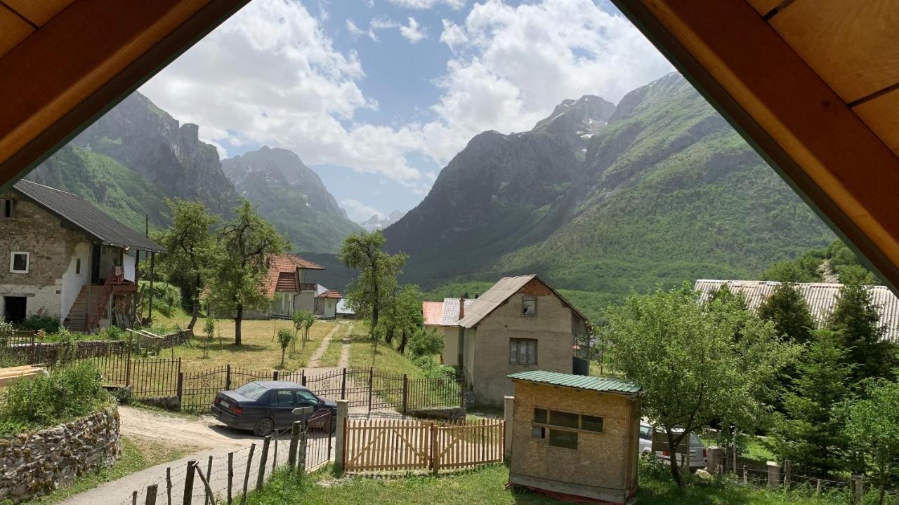 Guest House Ulaj Vuthaj Εξωτερικό φωτογραφία